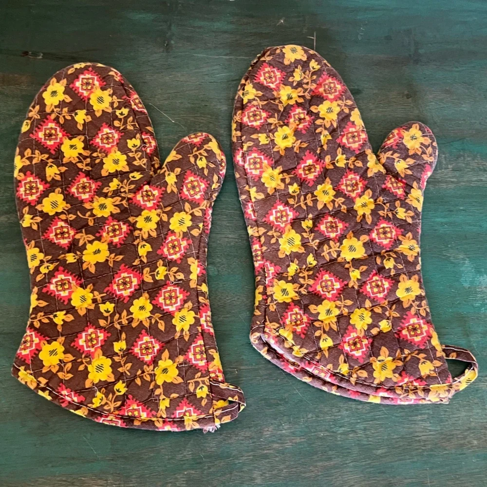 Set of 2 | VTG Retro | Oven Mits Gloves